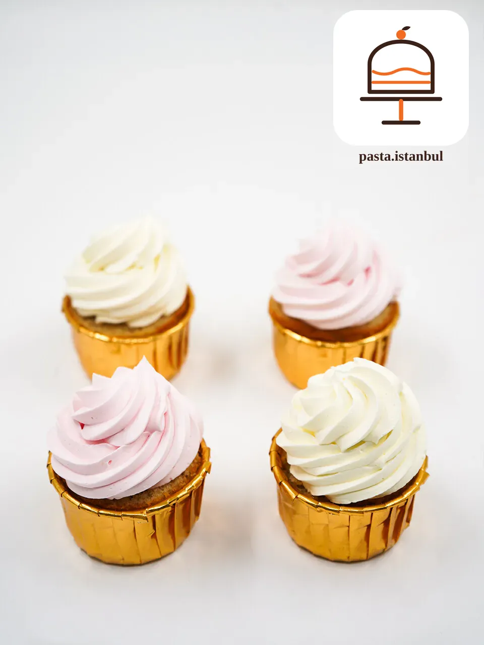 Pembe Beyaz Kremalı Cupcake