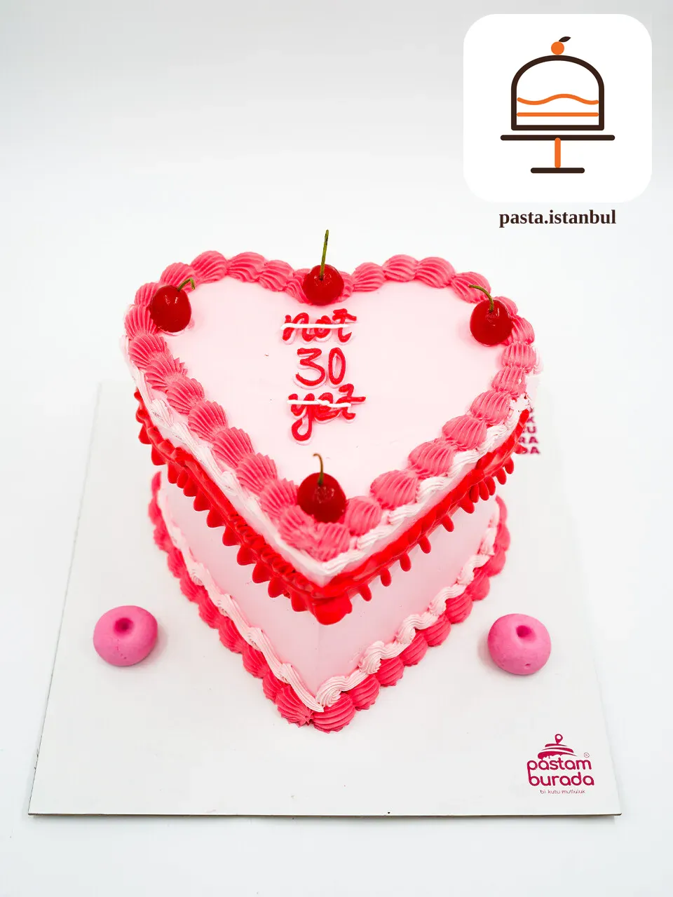 Pembe Naked Cake