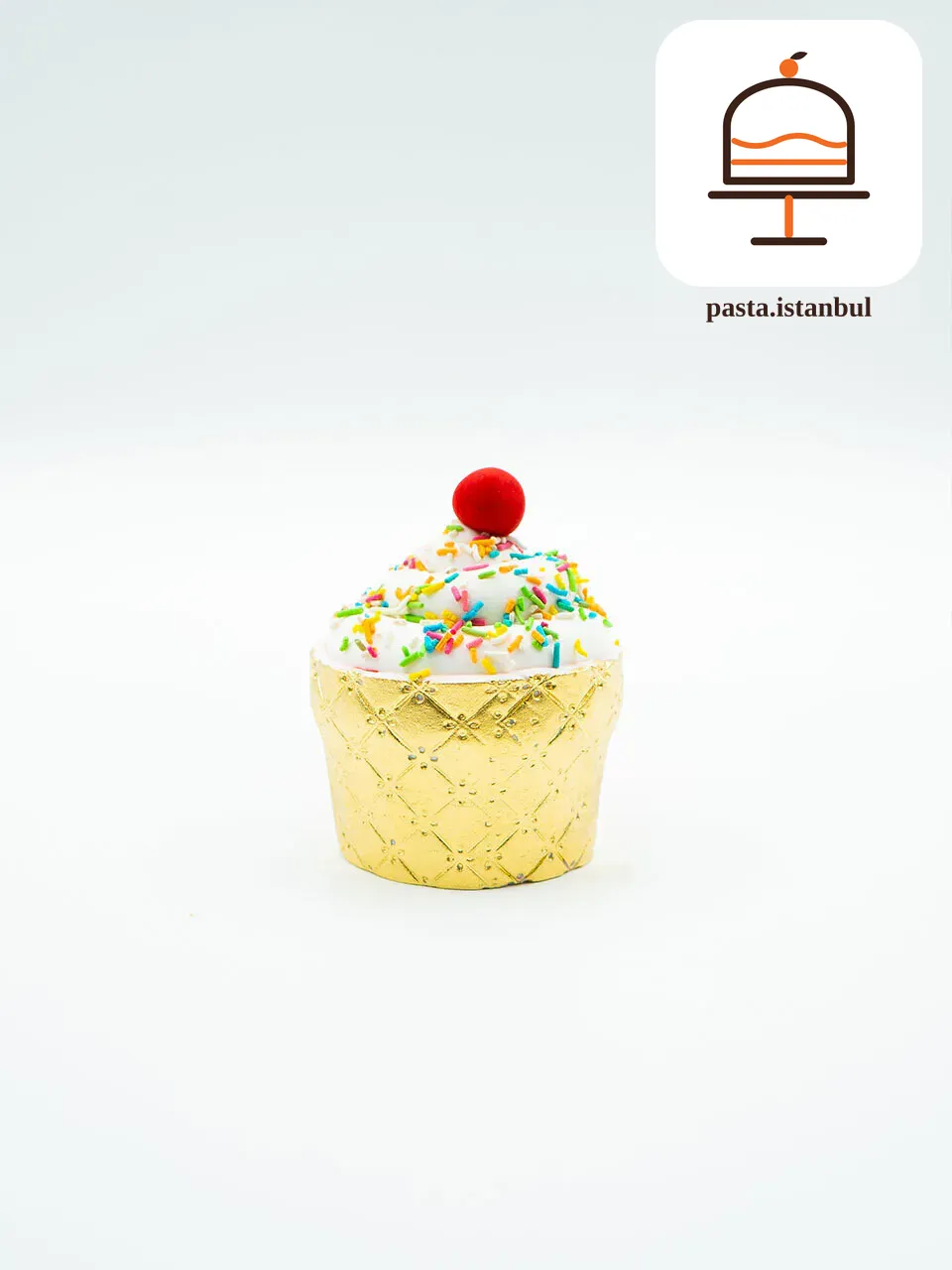 Renkli Şekerli Cupcake
