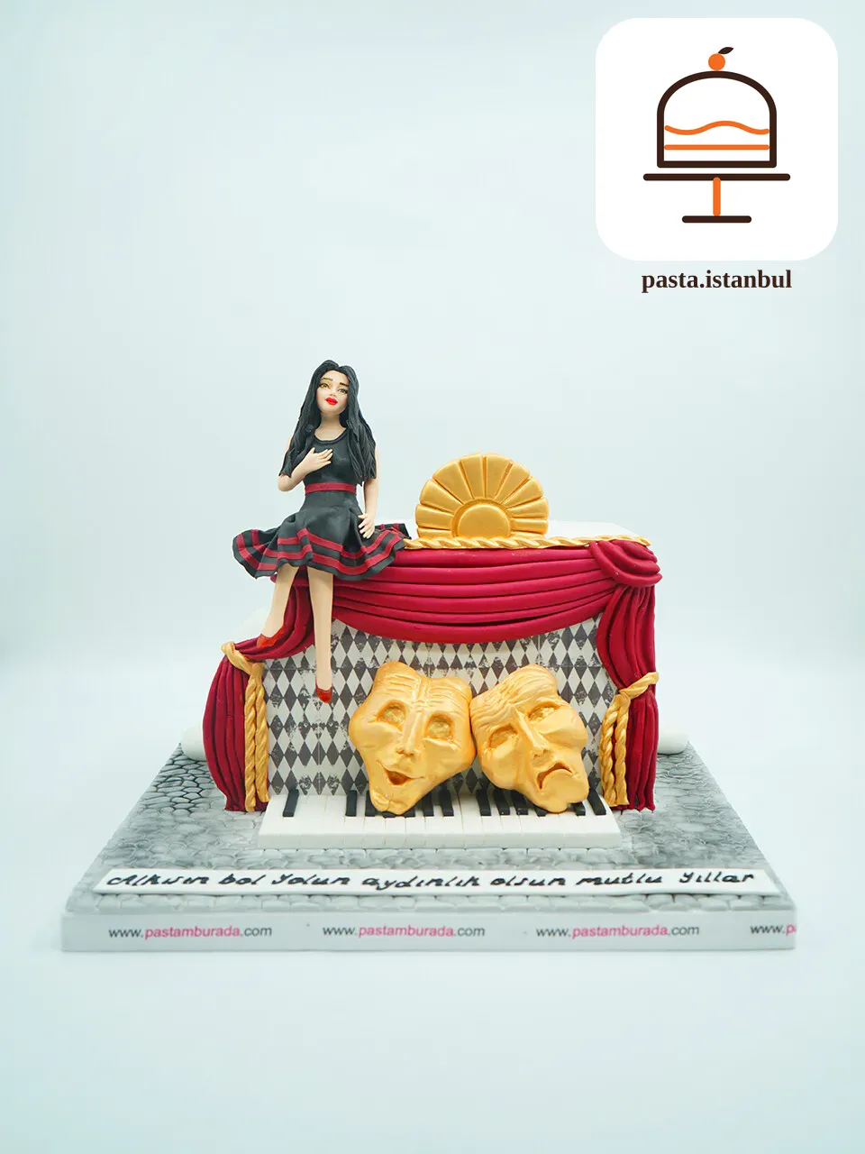 Tiyatro Yüzü Konsept Pasta