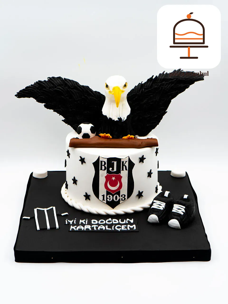 Kara Kartal Beşiktaş Temalı Pasta