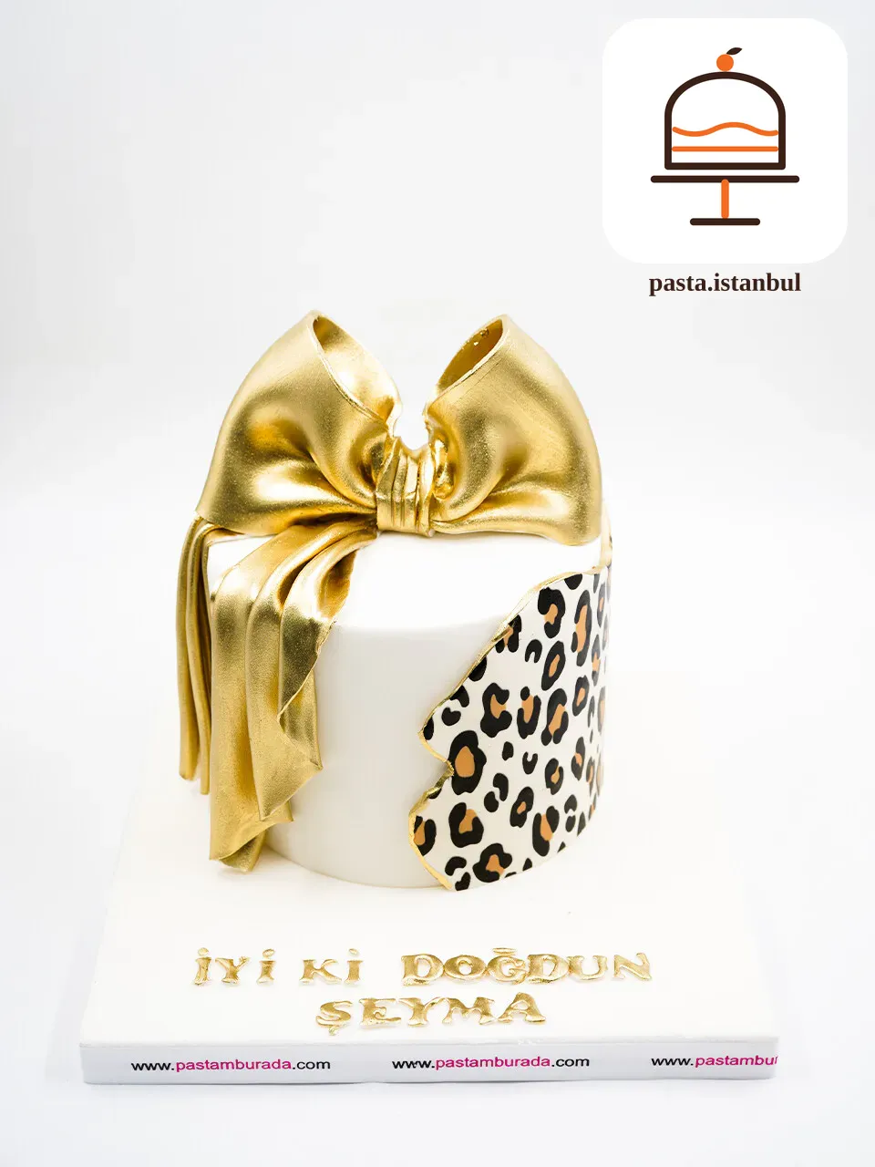 Leopar Ve Gold Detay Tasarım Pasta